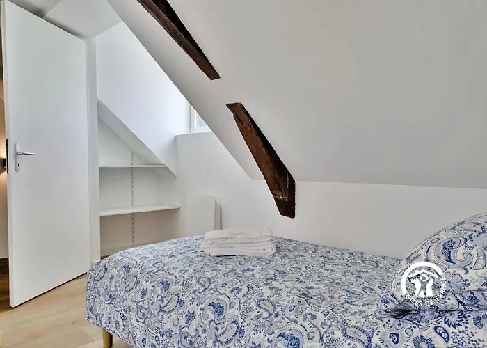 Le 47, 6 à 8 Personnes