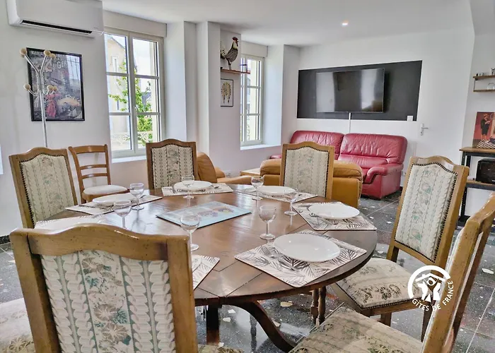 Hébergement de vacances Le 47, 6 à 8 Personnes Louverné