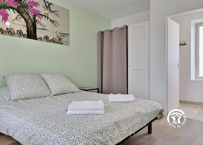 Le 47, 6 à 8 Personnes Hébergement de vacances Louverné